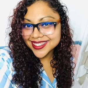 Meet your Posher, Marisol